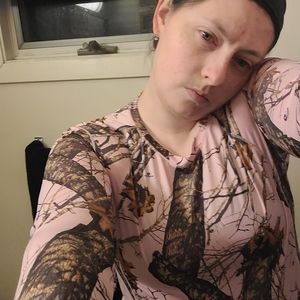 Meet your Posher, Desiree